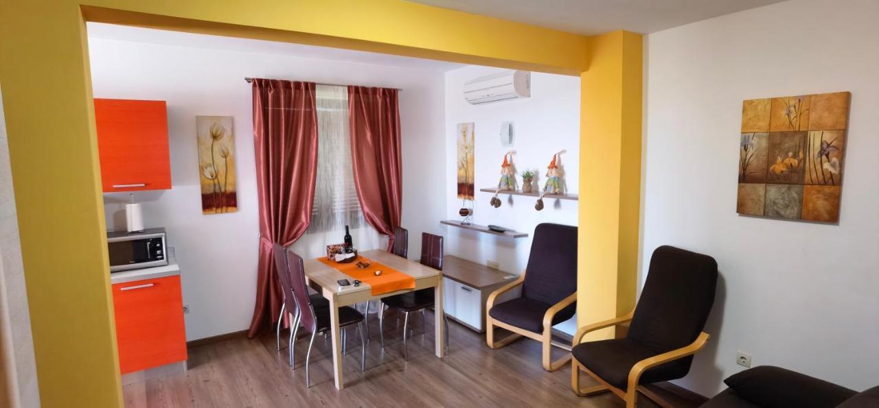 Apartments Fantazija Ровинь Экстерьер фото
