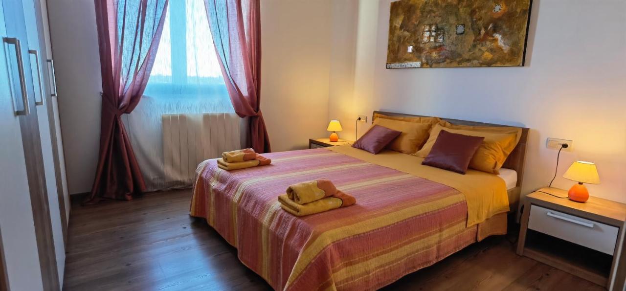 Apartments Fantazija Ровинь Экстерьер фото
